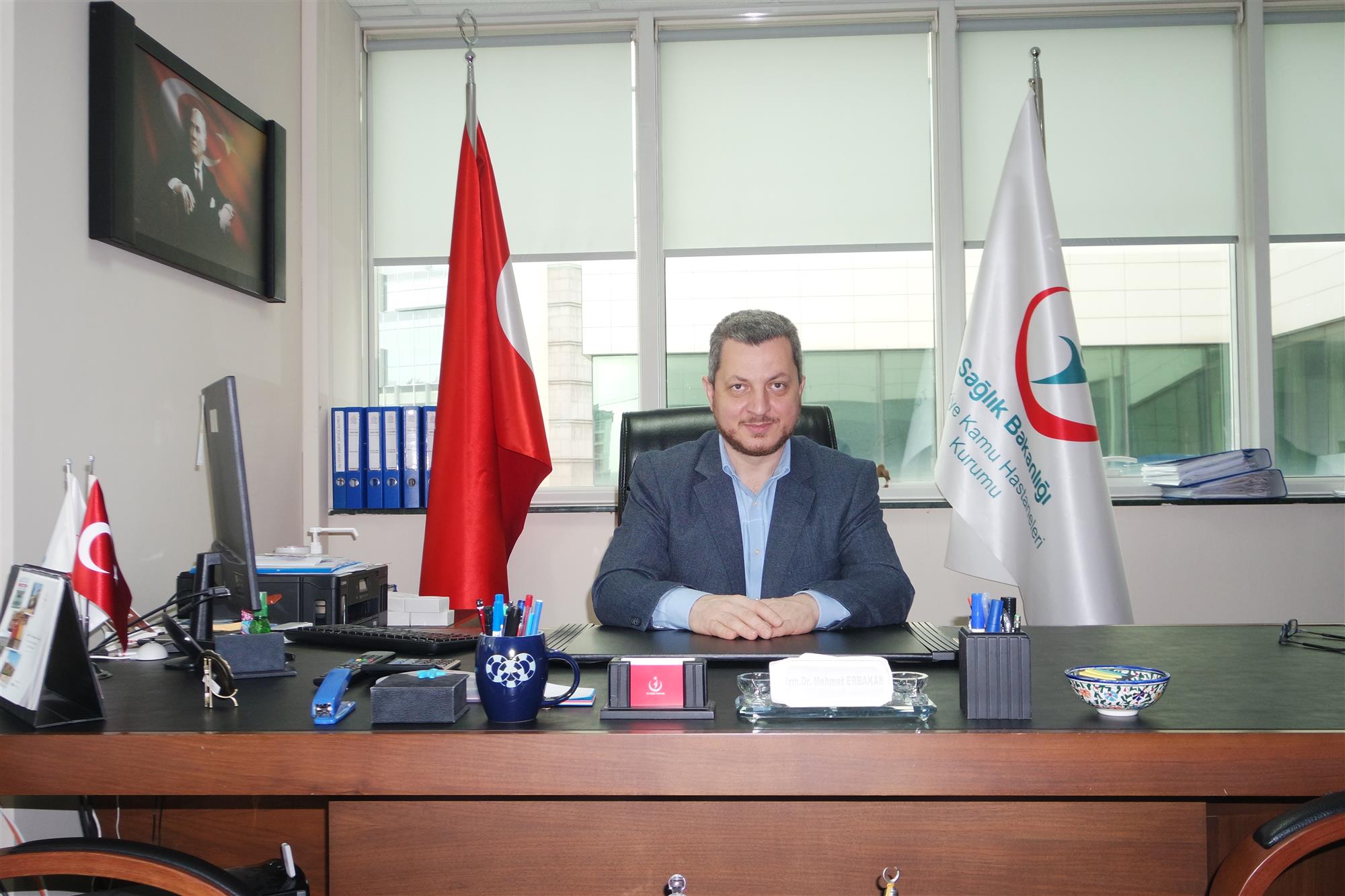 Maltepe Devlet Hastanesinin Mehmet Abisi  Başhekimi Dr.Öğr.Üyesi Mehmet ERBAKAN Personelin Gönlünde Taht Kurmuş