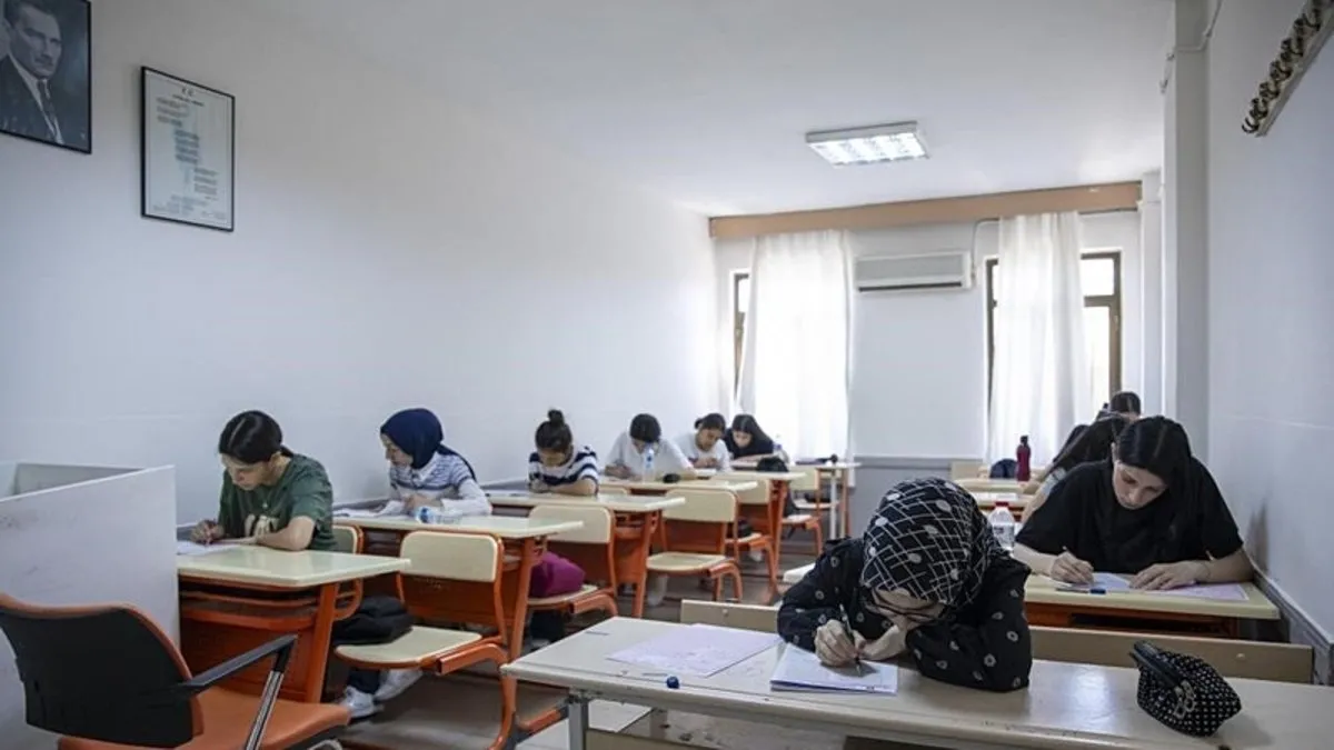 Eği̇ti̇m
